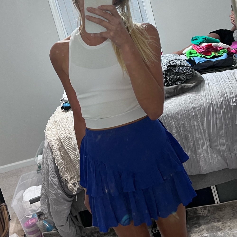 super down blue rufle skirt